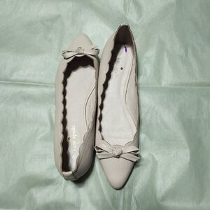 Kate Spade Beige Bow Flats Sz 8.5